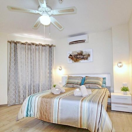 Apartment With Terrace On The Seafront In Playa Fanabe Costa Adeje  Kültér fotó