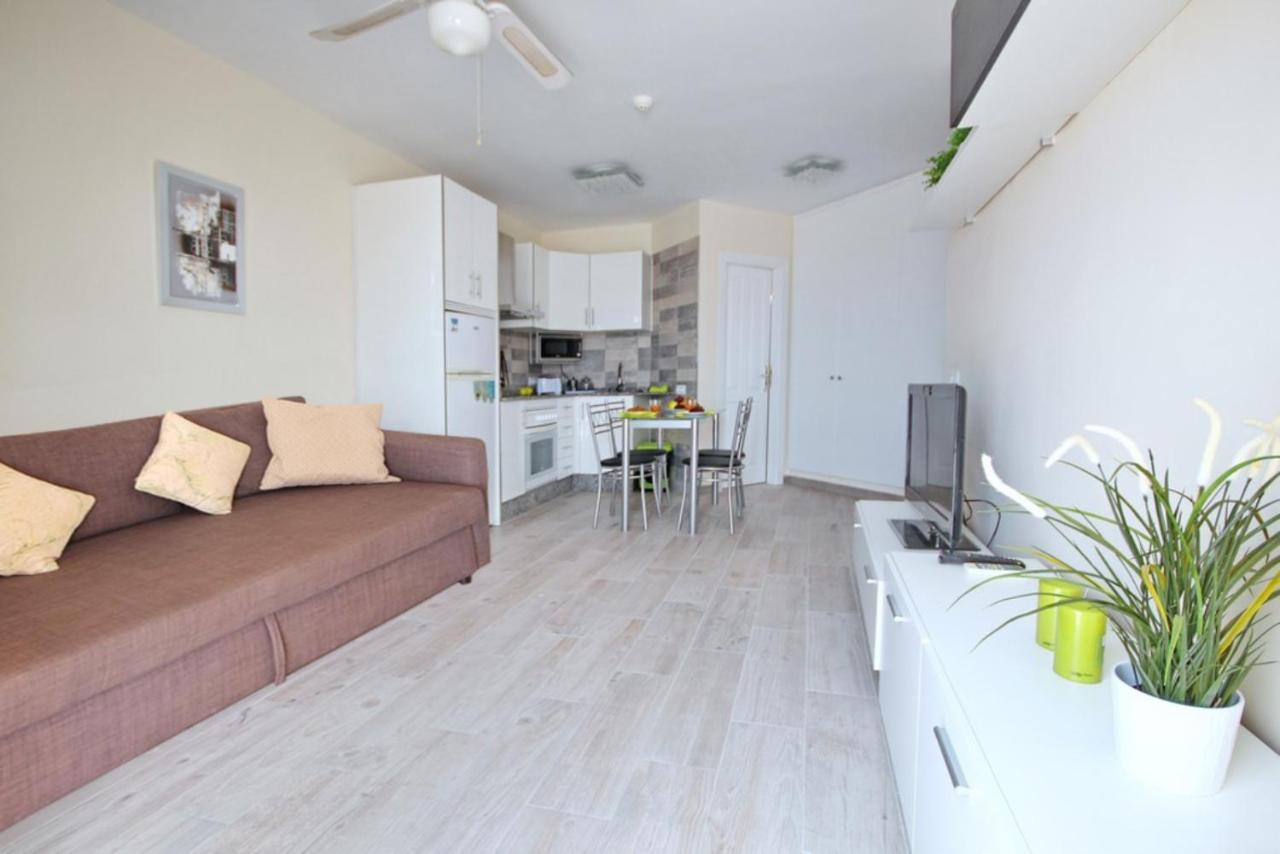 Apartment With Terrace On The Seafront In Playa Fanabe Costa Adeje  Kültér fotó