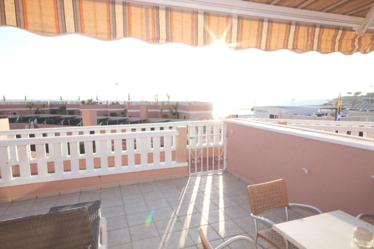 Apartment With Terrace On The Seafront In Playa Fanabe Costa Adeje  Kültér fotó